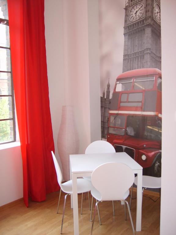 Big City Hostel Вроцлав Стая снимка