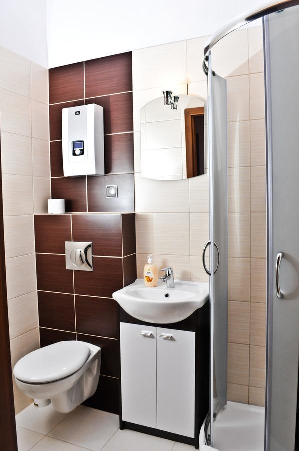 Big City Hostel Вроцлав Екстериор снимка