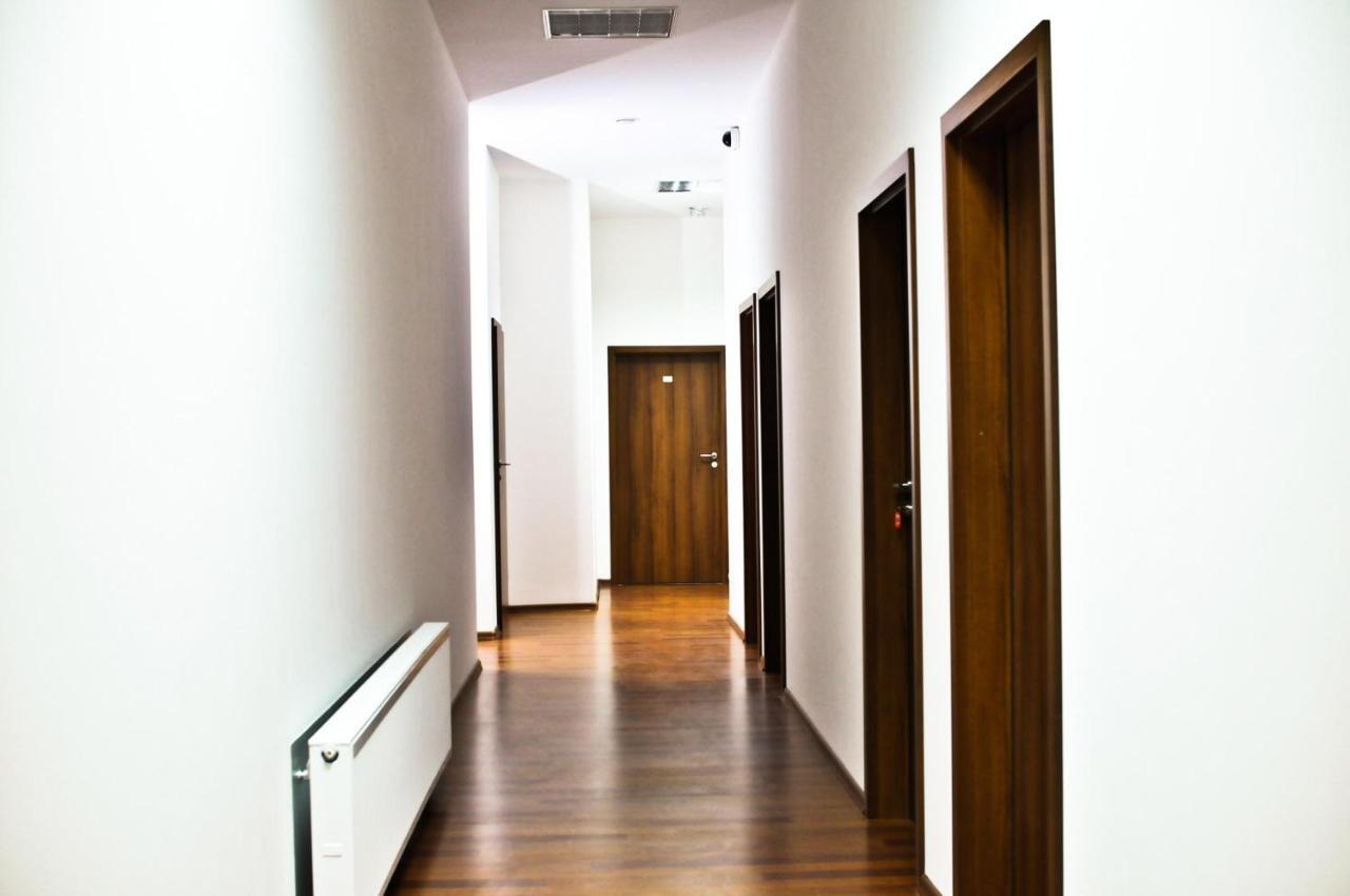 Big City Hostel Вроцлав Екстериор снимка
